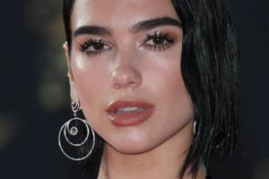 Dua Lipa: The Pop Sensation Redefining Music