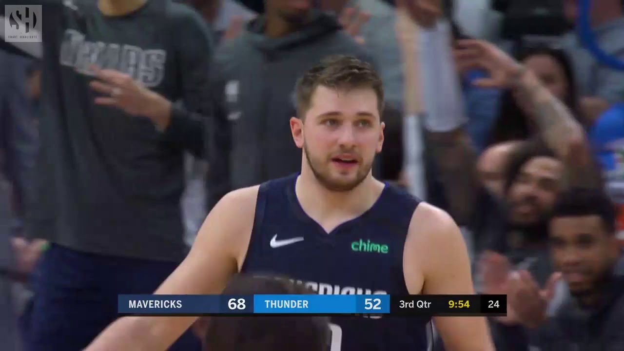 Luka Dončić driving to the basket against Oklahoma City Thunder